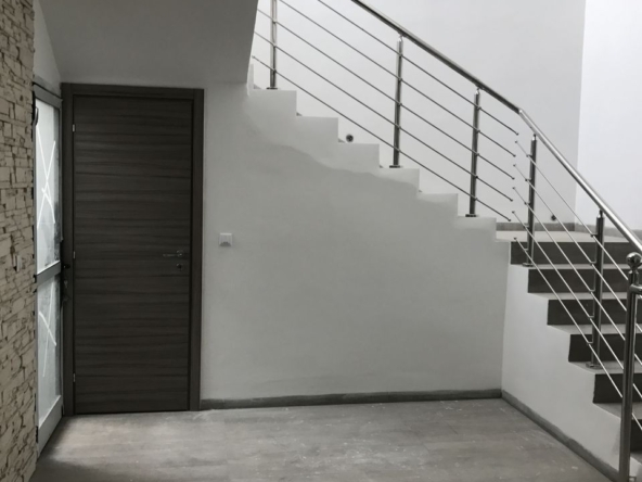 Villa de 200m2 à vendre aux almadies-IMG-1999