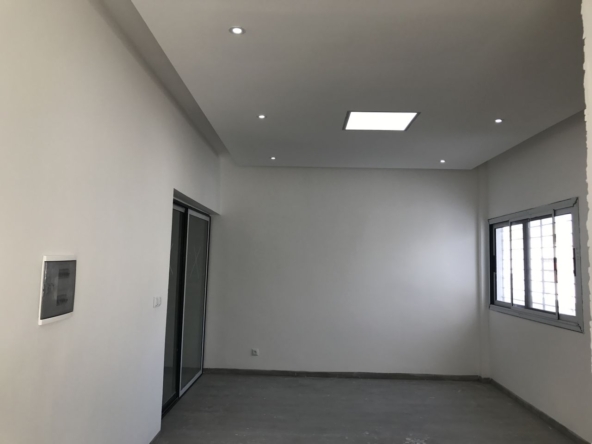 Villa de 200m2 à vendre aux almadies-IMG-2004