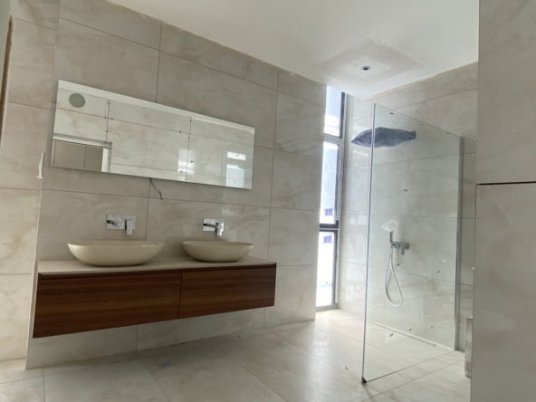 Appt 242 m2 à vendre Fann mermoz-IMG-0142
