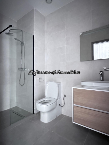 Sdb chambre1 - Appartement F3 à louer à Ngor