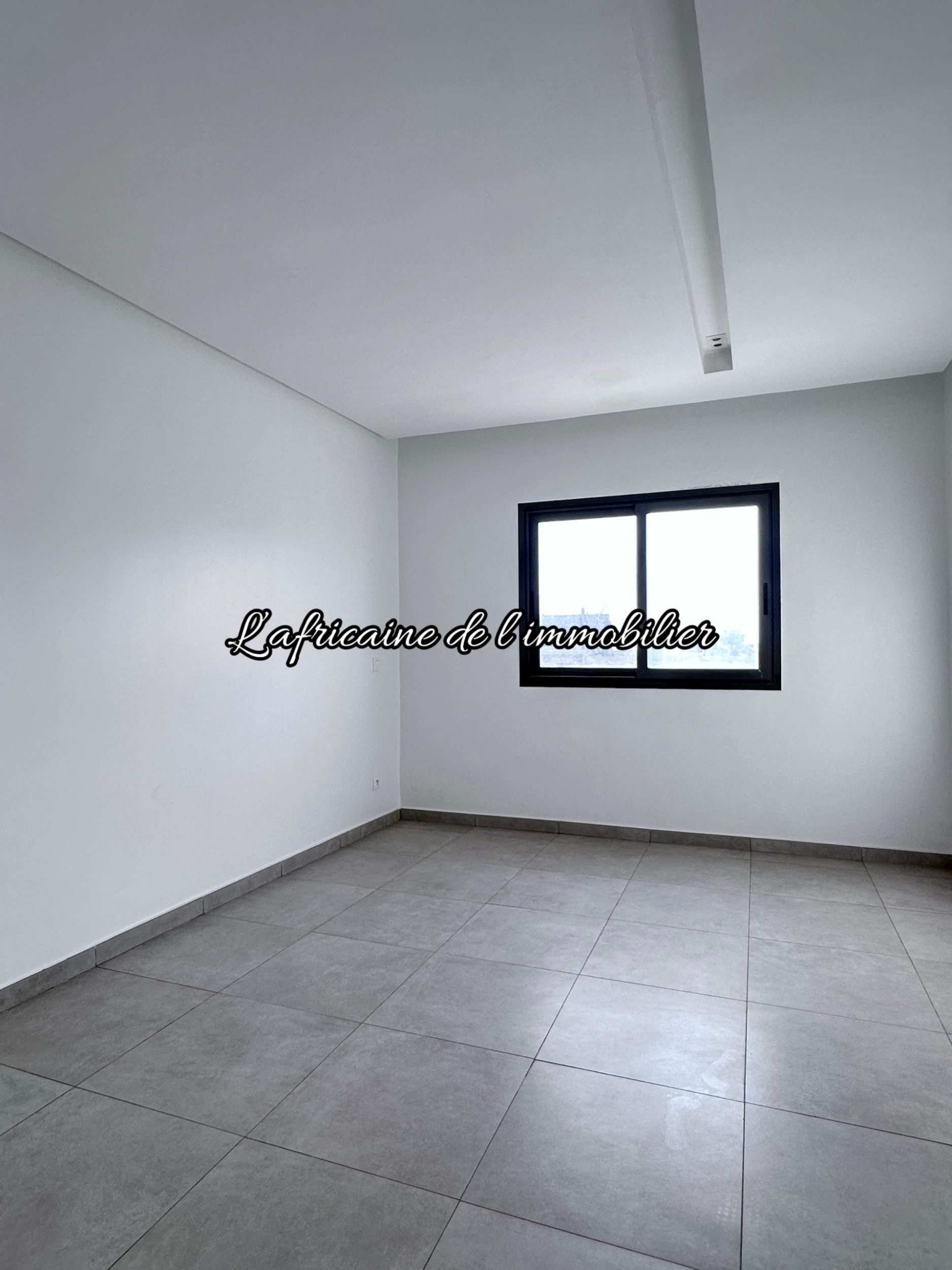 Chambre 2 - Appartement F3 à louer à Ngor