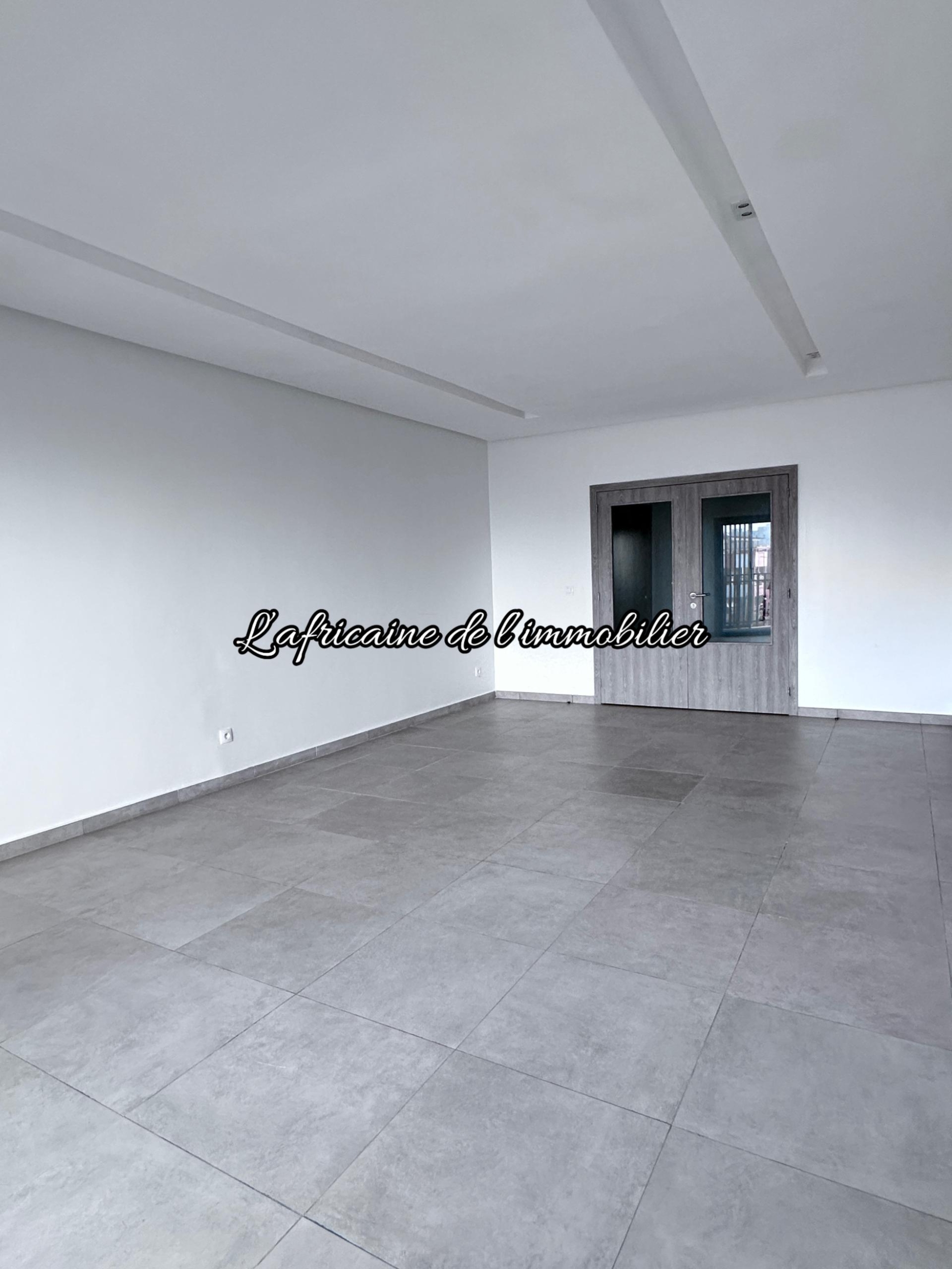 Salon - Appartement F3 à louer à Ngor