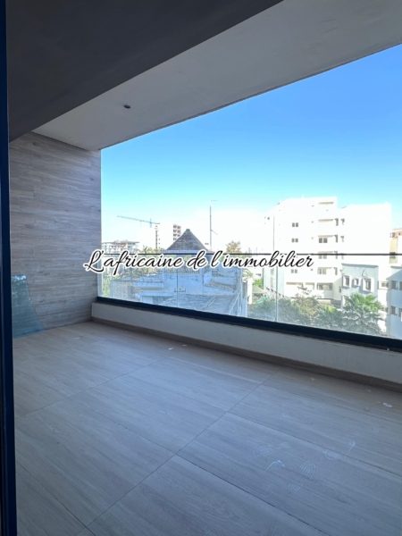 Terrasse - Appartement Ngor à louer – Confort & sécurité bord de mer