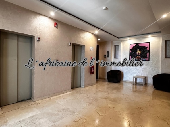 appartement F4 à louer Point E