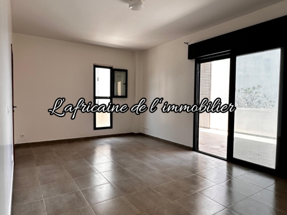 Appartement F3 vue mer Almadies