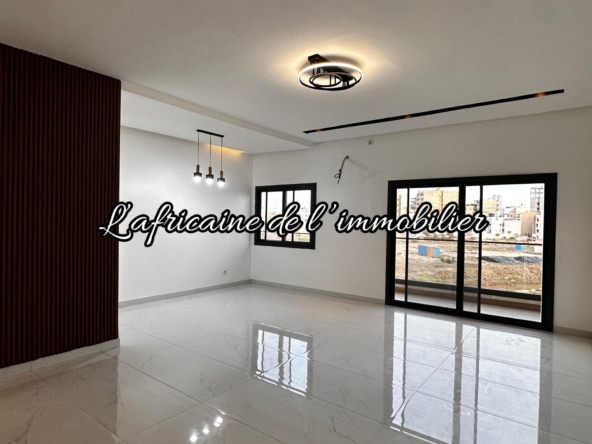Appartement F4 à louer Ngor Recasement