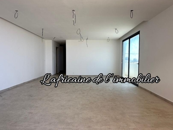 Appartement F4 haut standing avec vue mer aux Almadies