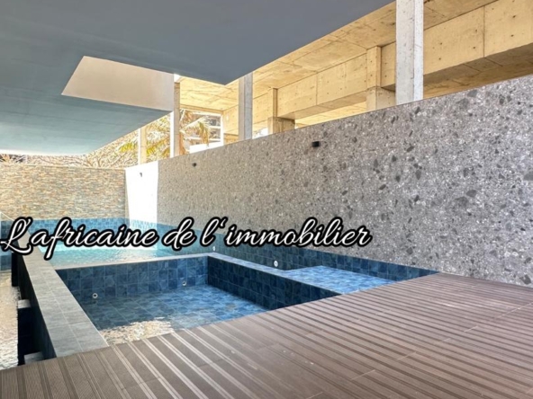 Appartement F4 haut standing avec vue mer aux Almadies
