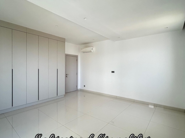 Location Appartement F4 Haut Standing à Mermoz